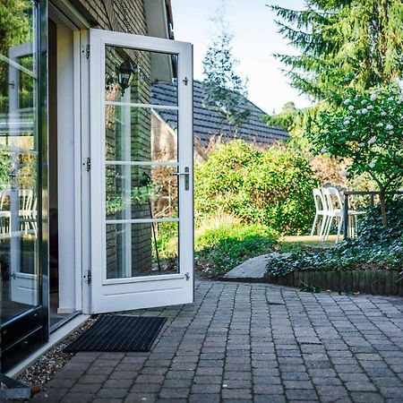 Luxe Vakantiehuis In Het Bos Met Jacuzzi En Sauna Lunteren Exterior foto
