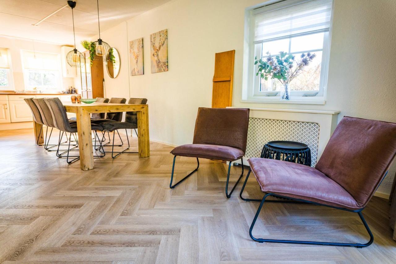 Luxe Vakantiehuis In Het Bos Met Jacuzzi En Sauna Lunteren Exterior foto